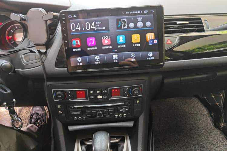 Used Citroen C5 2010 2.3L Automatic Luxury Edition Audio And AC Panel