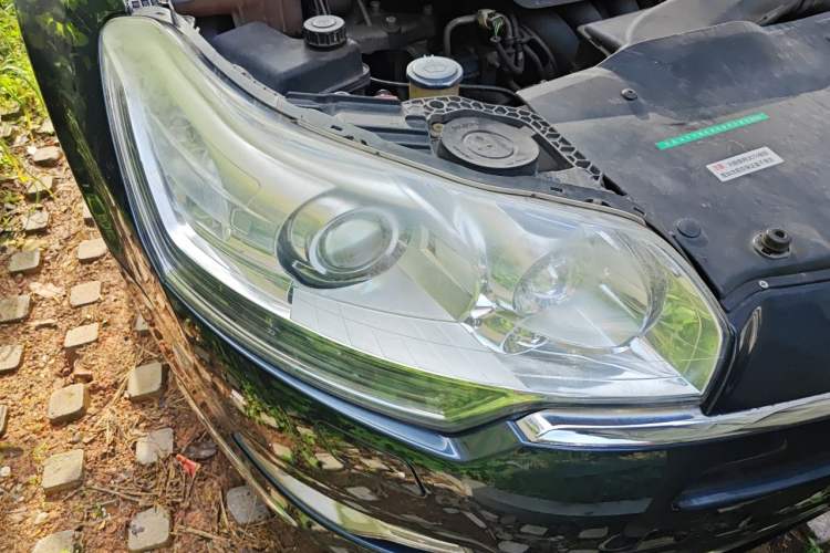 Used Citroen C5 2010 2.3L Automatic Luxury Edition Right Front Headlight