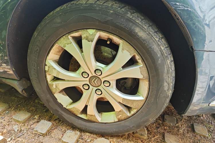 Used Citroen C5 2010 2.3L Automatic Luxury Edition Right Front Wheel Hub