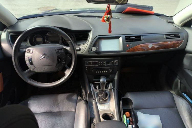 Used Citroen C5 2010 2.3L Automatic ZunYa Trim Center Console