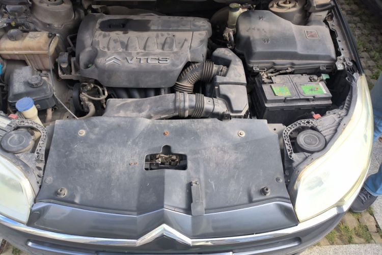 Used Citroen C5 2010 2.3L Automatic ZunYa Trim Engine Bay Left