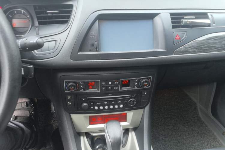 Used Citroen C5 2010 2.3L Automatic ZunYa Trim Audio And AC Panel