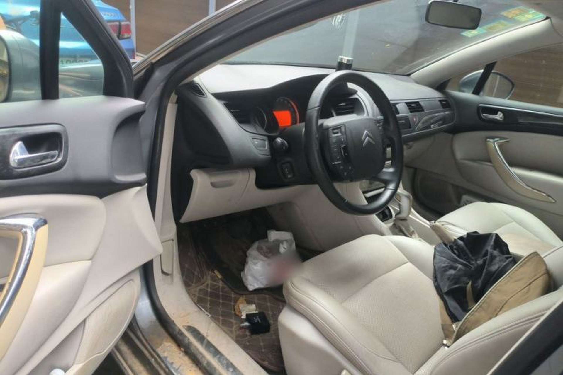 Used Citroen C5 2010 2.0L Automatic Comfort Edition Driver Seat