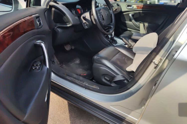 Used Citroen C5 2010 2.3L Automatic ZunYa Trim Driver Seat