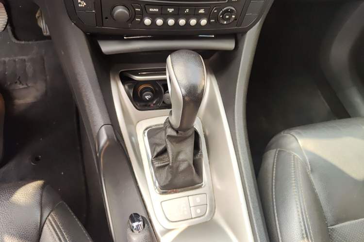 Used Citroen C5 2010 2.3L Automatic ZunYa Trim Gear Lever