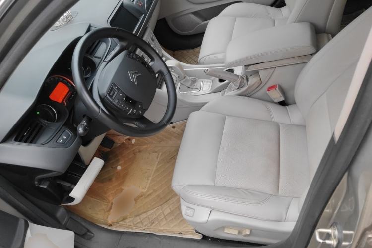 Used Citroen C5 2010 2.3L Automatic Luxury Edition Left Front Seat