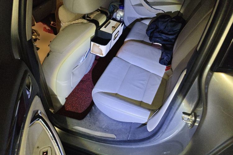 Used Citroen C5 2010 2.3L Automatic Luxury Edition Left Rear Seat