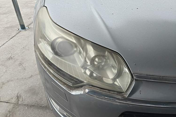 Used Citroen C5 2010 2.3L Automatic Luxury Edition Right Front Headlight