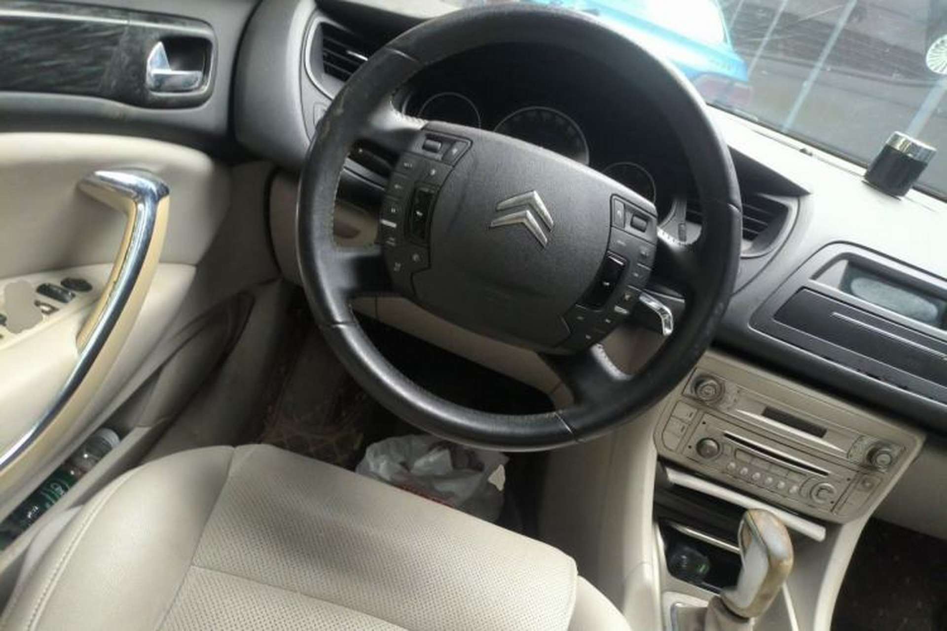 Used Citroen C5 2010 2.0L Automatic Comfort Edition Steering Wheel