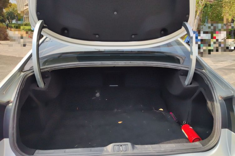 Used Citroen C5 2010 2.3L Automatic ZunYa Trim Trunk