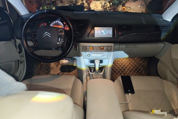 Used Citroen C5 2010 2.3L Automatic ZunYa with Navigation Center Console