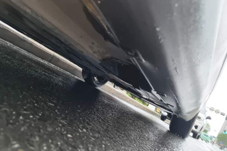 Used Citroen C5 2010 3.0L Automatic Flagship Edition Chassis Front Left