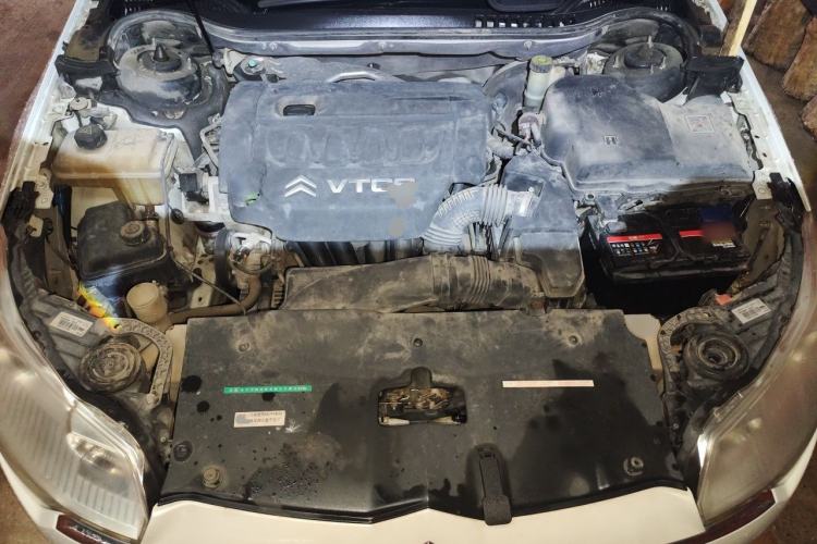 Used Citroen C5 2010 2.3L Automatic ZunYa with Navigation Engine Bay
