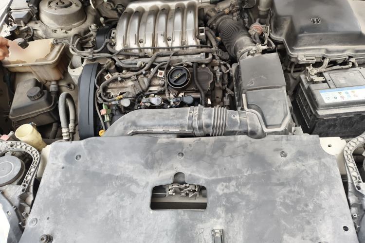 Used Citroen C5 2010 3.0L Automatic Flagship Edition Engine Bay