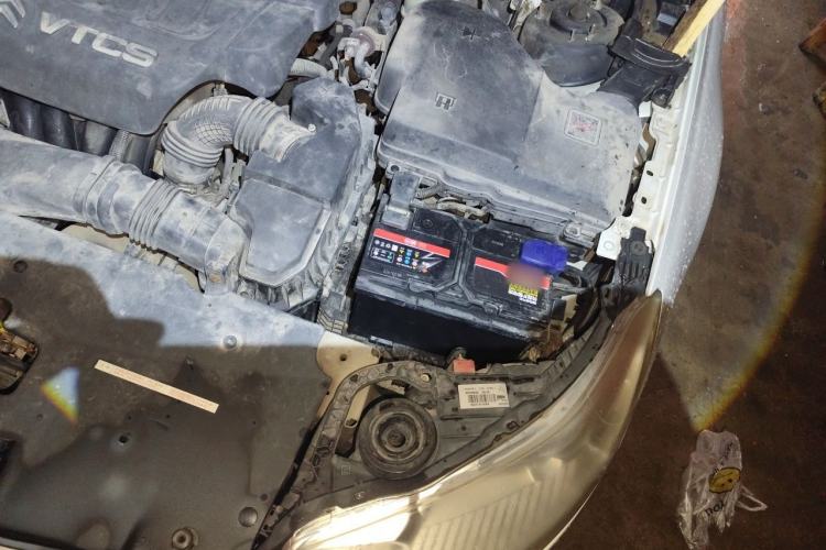 Used Citroen C5 2010 2.3L Automatic ZunYa with Navigation Engine Bay Left
