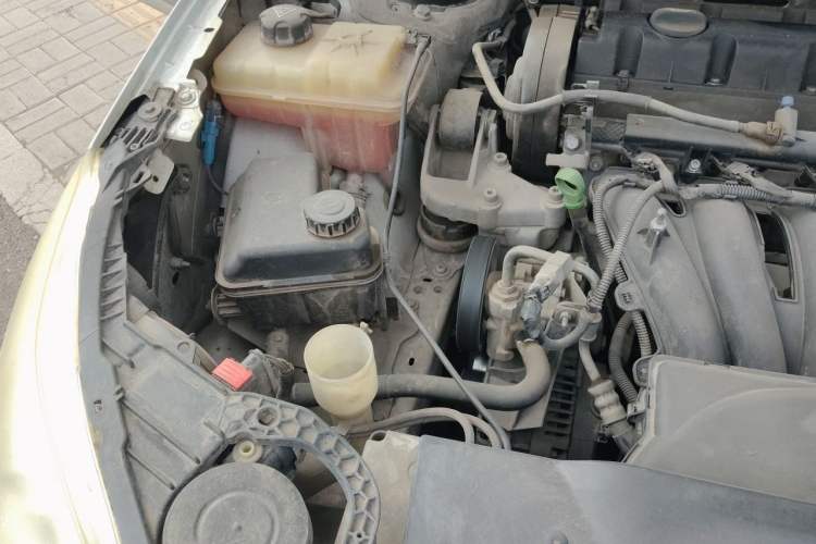 Used Citroen C5 2010 2.3L Automatic Luxury Edition Engine Bay Right