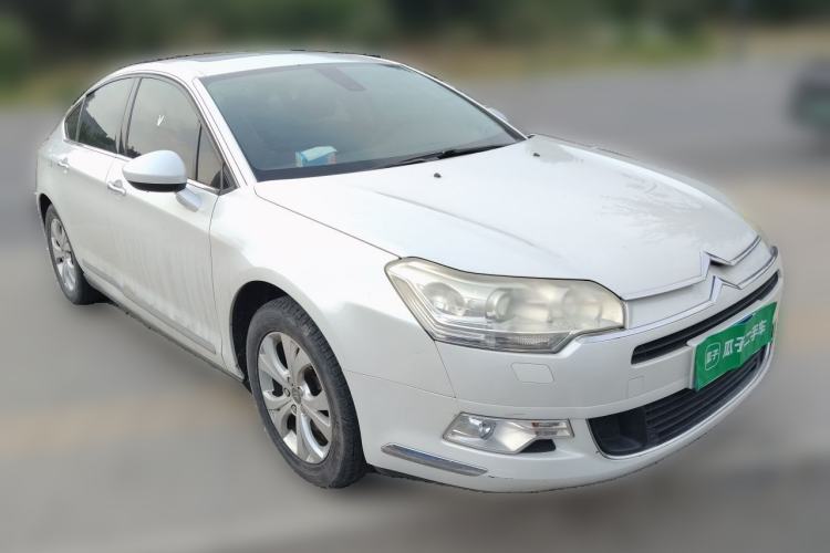 Used Citroen C5 2010 2.3L Automatic Luxury Edition Front Right 45 Deg