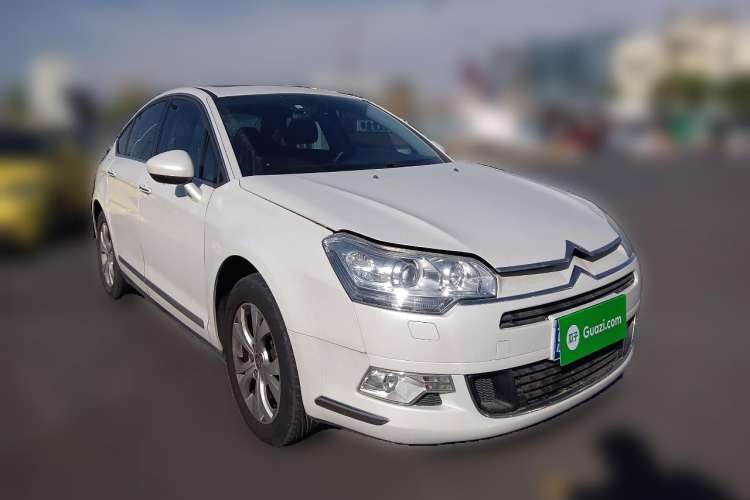 Used Citroen C5 2010 2.3L Automatic Luxury Edition Front Right 45 Deg