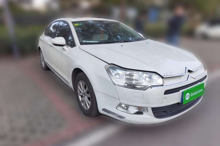 Used Citroen C5 2010 2.3L Automatic ZunYa Trim Front Right 45 Deg