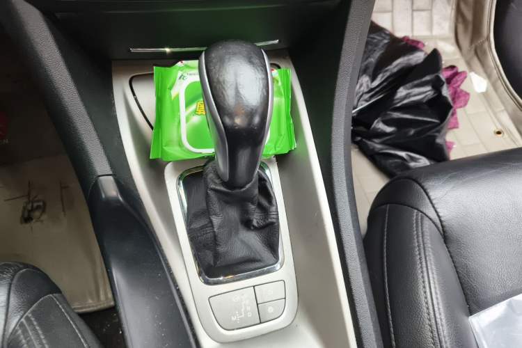 Used Citroen C5 2010 3.0L Automatic Flagship Edition Gear Lever