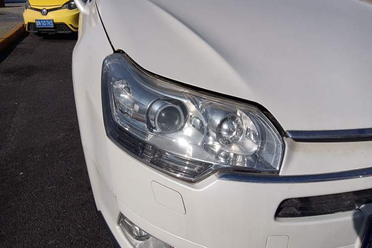 Used Citroen C5 2010 2.3L Automatic Luxury Edition Right Front Headlight