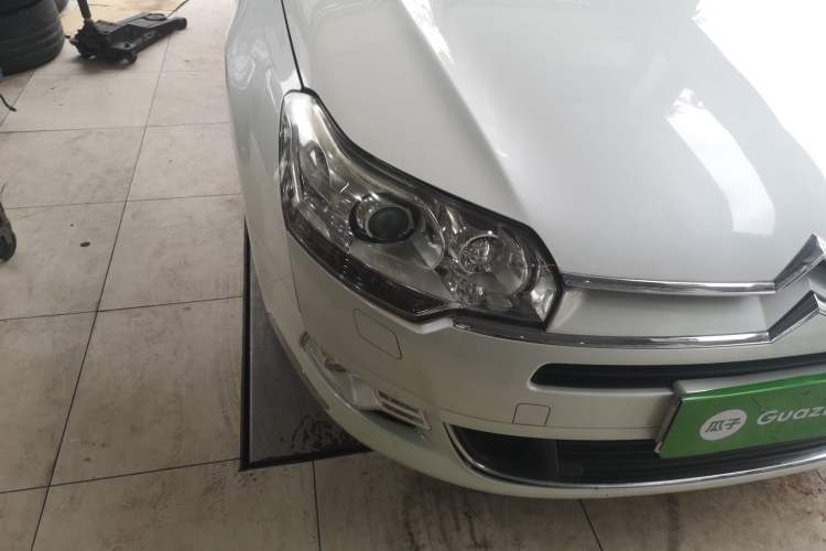 Used Citroen C5 2010 2.3L Automatic Luxury Edition Right Front Headlight