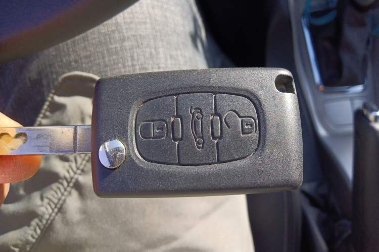 Used Citroen C5 2010 2.3L Automatic Luxury Edition Vehicle Key