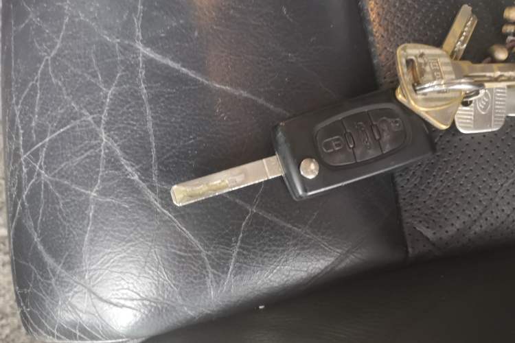 Used Citroen C5 2010 2.3L Automatic Luxury Edition Vehicle Key
