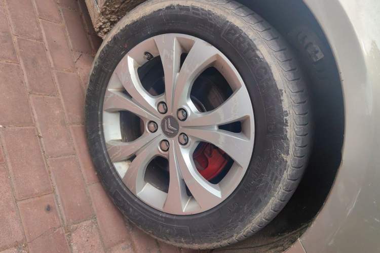 Used Citroen C5 2010 2.3L Automatic ZunYa Trim Right Front Wheel Hub