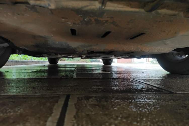 Used Citroen C5 2011 2.0L Manual Comfort Edition Chassis Front