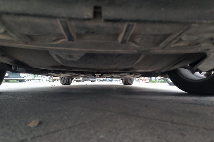 Used Citroen C5 2011 2.3L Automatic Zunyu Version Chassis Front