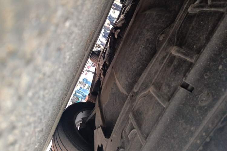 Used Citroen C5 2011 2.3L Automatic Zunyu Version Chassis Front