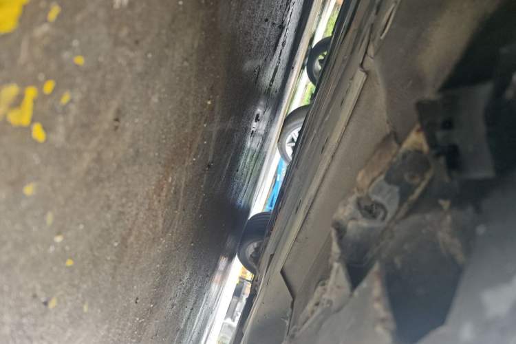 Used Citroen C5 2011 2.3L Automatic Zunyu Version Chassis Front Left
