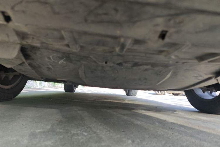 Used Citroen C5 2011 Dongfang Zhilü 2.3L Automatic Zunyu Model Chassis Front