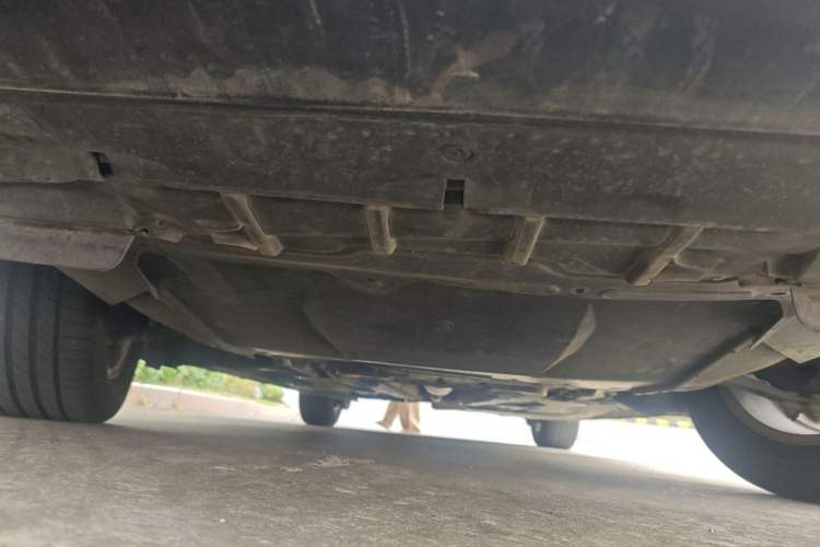 Used Citroen C5 2011 2.0L Automatic Comfort Edition Chassis Front