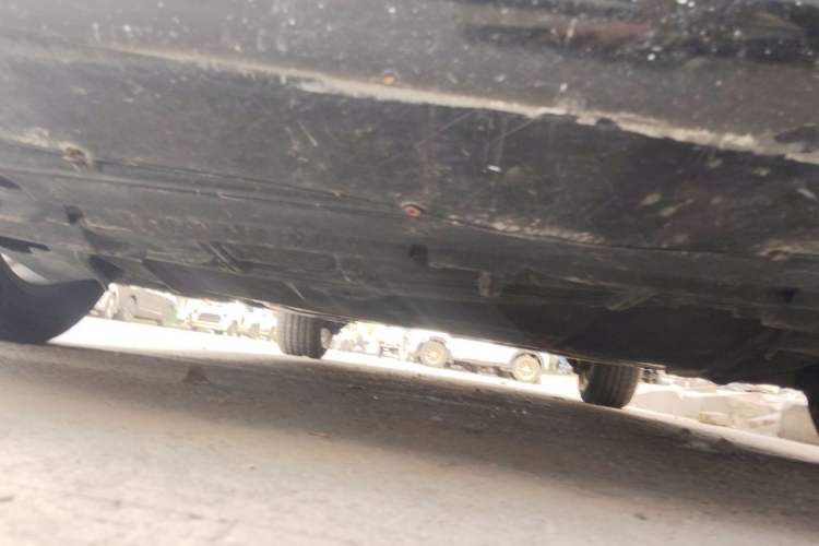 Used Citroen C5 2011 2.3L Automatic Zunyu Version Chassis Front