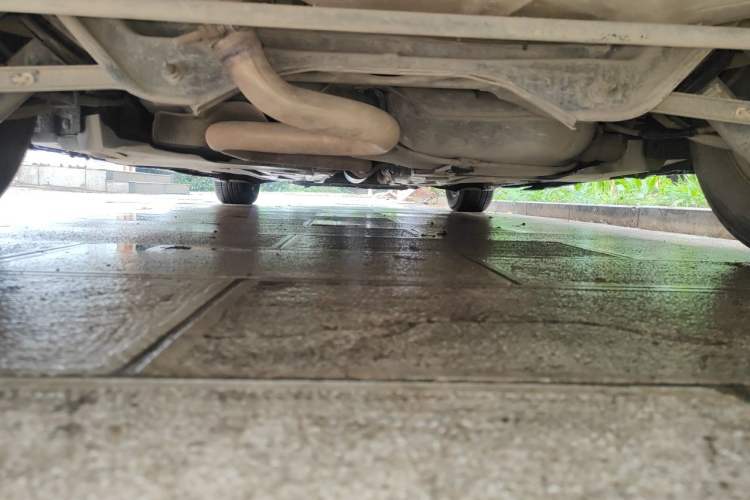 Used Citroen C5 2011 2.0L Manual Comfort Edition Chassis Rear