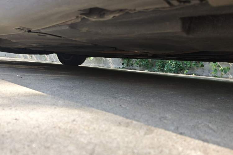 Used Citroen C5 2011 Dongfang Zhilü 2.3L Automatic Zunyu Model Chassis Rear Left