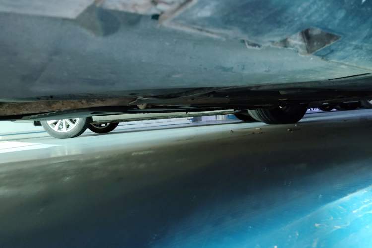 Used Citroen C5 2011 2.3L Automatic Zunyu Version Chassis Rear Right