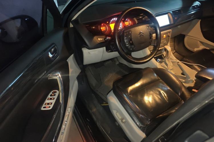 Used Citroen C5 2011 2.3L Automatic Zunyu Version Driver Seat