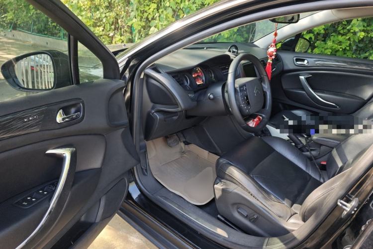 Used Citroen C5 2011 Dongfang Zhilü 2.3L Automatic Zunyu Model Driver Seat