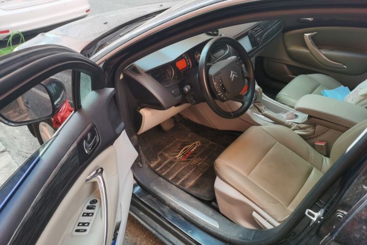 Used Citroen C5 2011 2.0L Automatic Comfort Edition Driver Seat