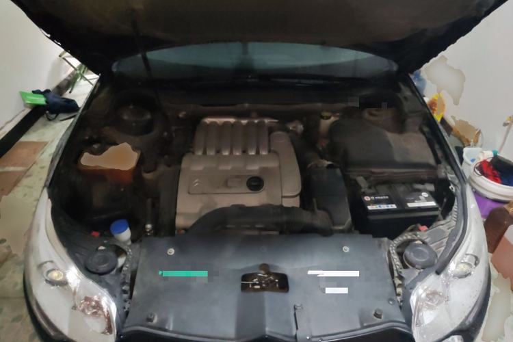 Used Citroen C5 2011 Dongfang Zhilü 3.0L Automatic Flagship Model Engine Bay
