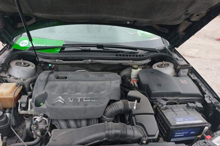 Used Citroen C5 2011 2.3L Automatic Zunyu Version Engine Bay