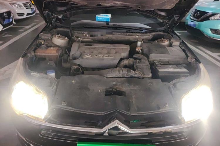 Used Citroen C5 2011 2.3L Automatic Prestige Edition Engine Bay