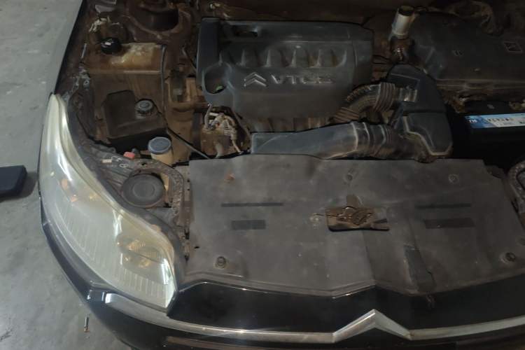 Used Citroen C5 2011 2.3L Automatic Zunyu Version Engine Bay Right