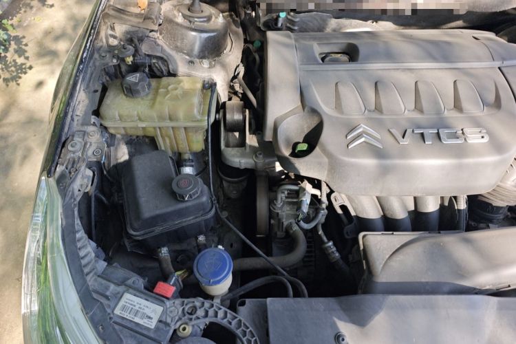 Used Citroen C5 2011 Dongfang Zhilü 2.3L Automatic Zunyu Model Engine Bay Right