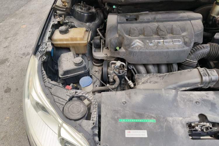 Used Citroen C5 2011 Dongfang Zhilü 2.3L Zunya Model Engine Bay Right