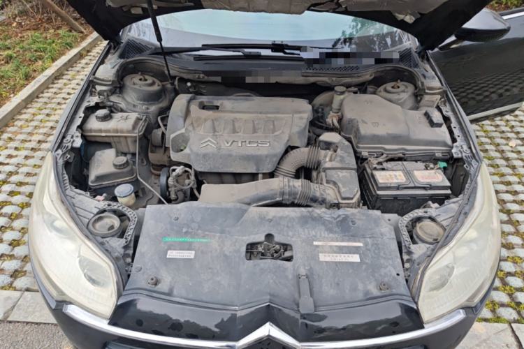 Used Citroen C5 2011 Dongfang Zhilü 2.3L Automatic Luxury Model Engine Bay