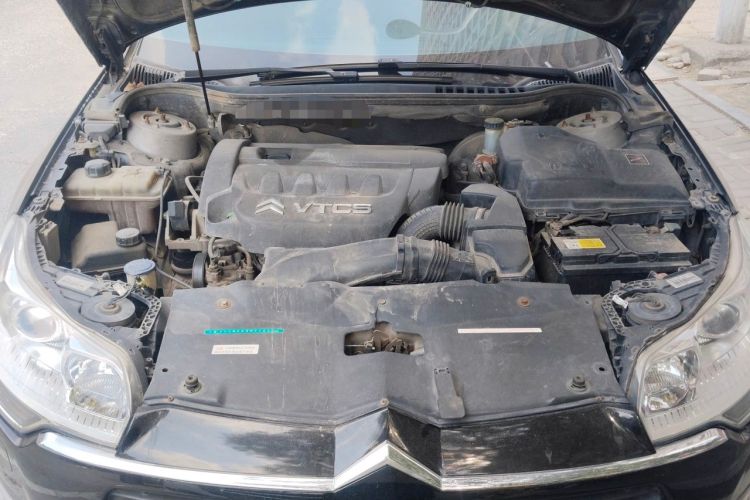 Used Citroen C5 2011 2.3L Automatic Zunyu Version Engine Bay